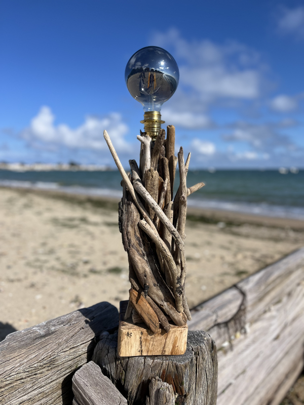 Lampe bois flottés vagues